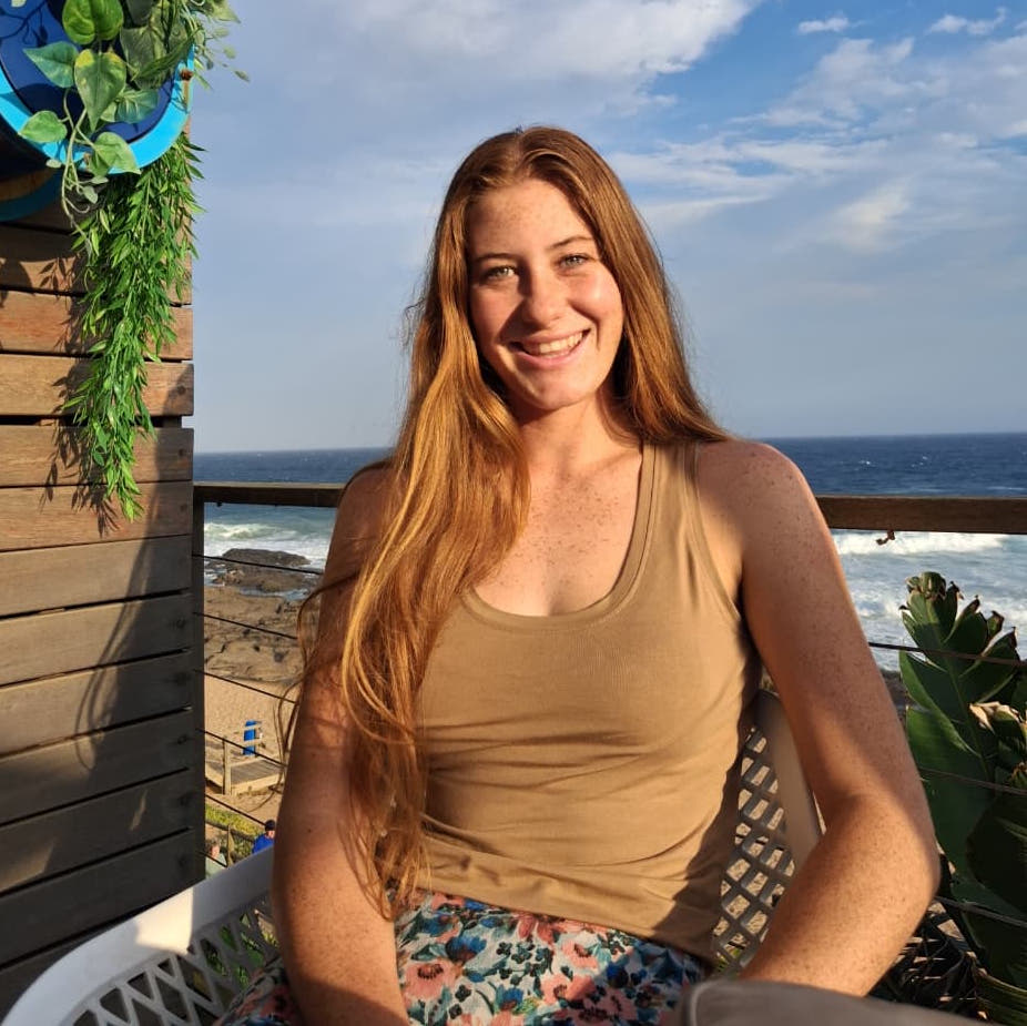 Victoria, Pet Sitter at Poochy Pets